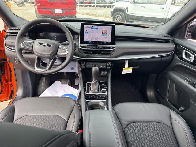 New 2026 Jeep Compass Trailhawk w/ Sun, Sound & Navigation Group AWD/4WD image 27