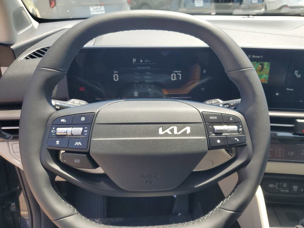 New 2026 Kia Sportage EX FWD image 11