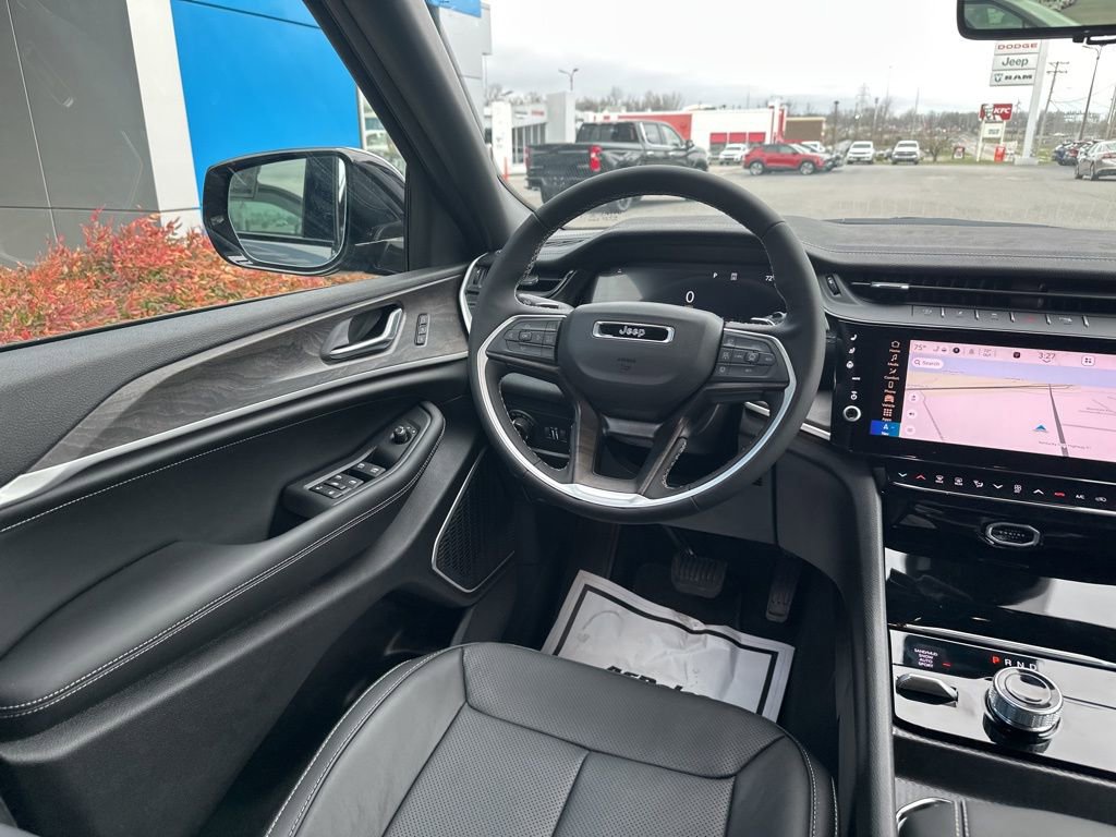 New 2026 Jeep Grand Cherokee L Limited image 15