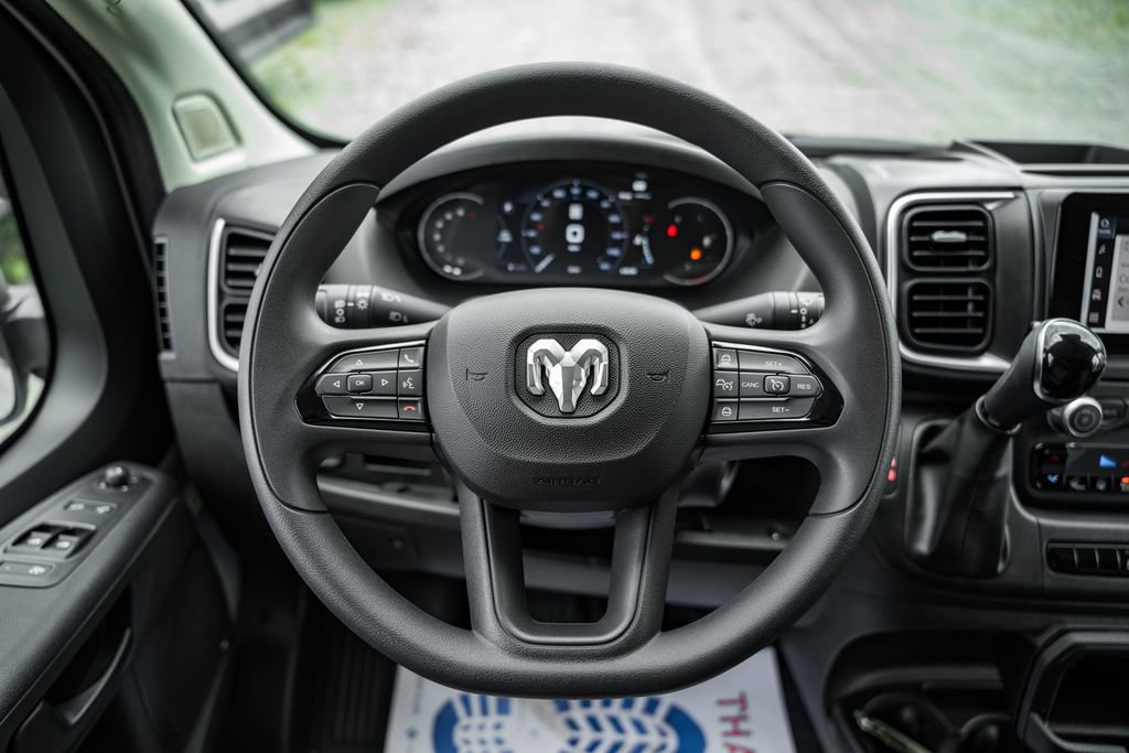 New 2025 RAM ProMaster 2500 w/ Quick Order Package 22G SLT image 26