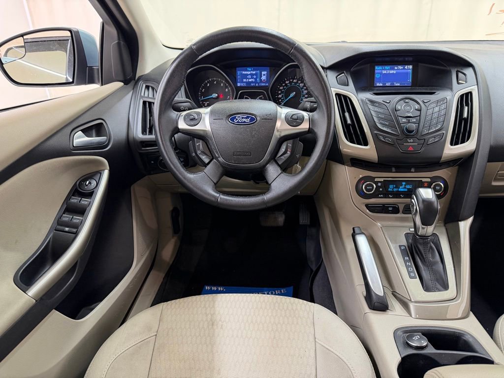 Used 2012 Ford Focus SEL image 21