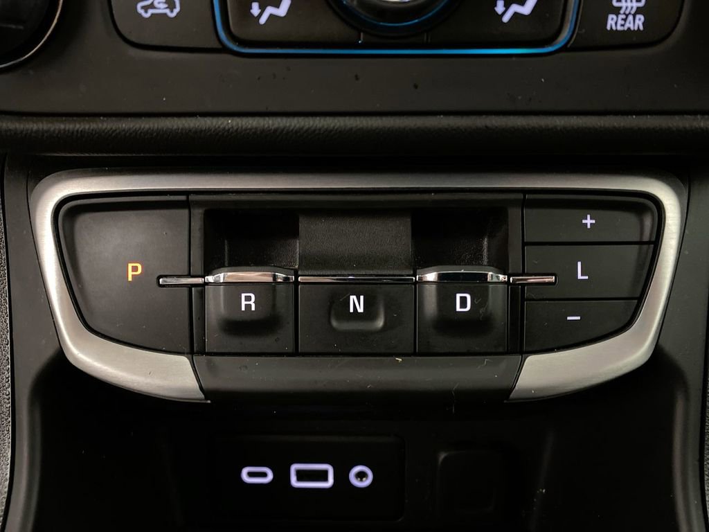 Certified 2023 GMC Terrain SLE w/ Driver Convenience Package FWD image 19