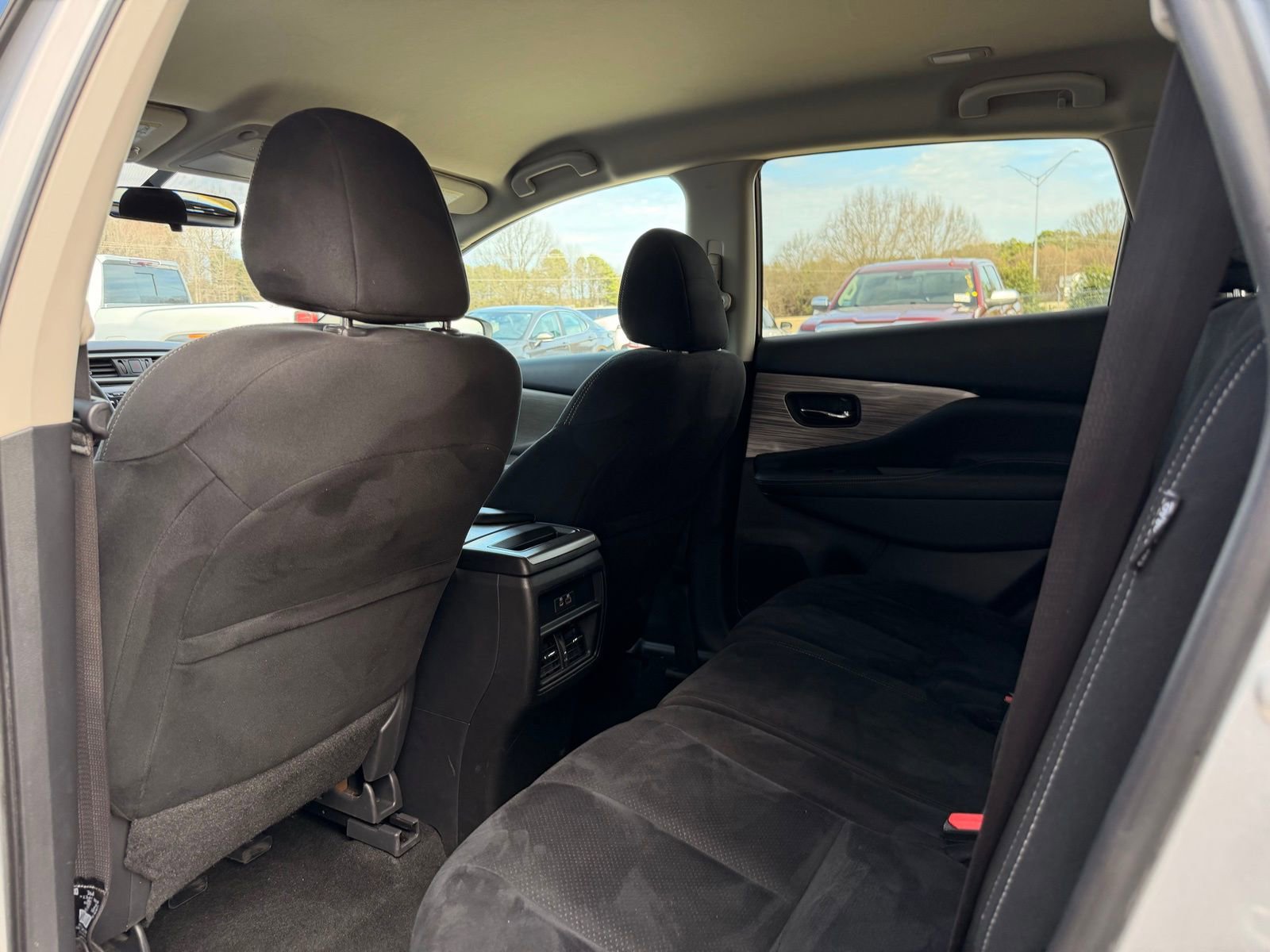 Used 2019 Nissan Murano S image 12