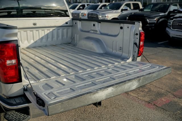 Used 2018 Chevrolet Silverado 1500 LT w/ All Star Edition AWD/4WD image 12