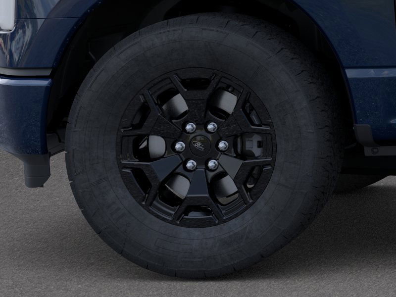 New 2025 Ford F150 Lightning XLT image 19