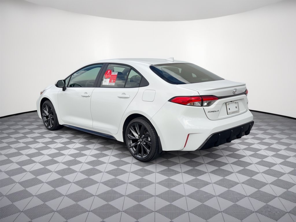 New 2027 Toyota Corolla SE FWD image 3