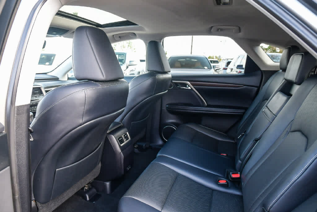 Used 2020 Lexus RX 450h AWD w/ Premium Package image 17