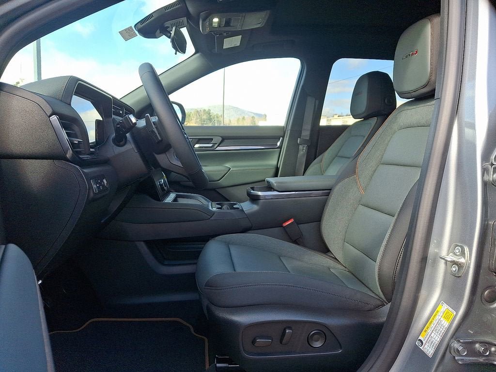 New 2026 GMC Terrain AT4 w/ Convenience Package III AWD/4WD image 6
