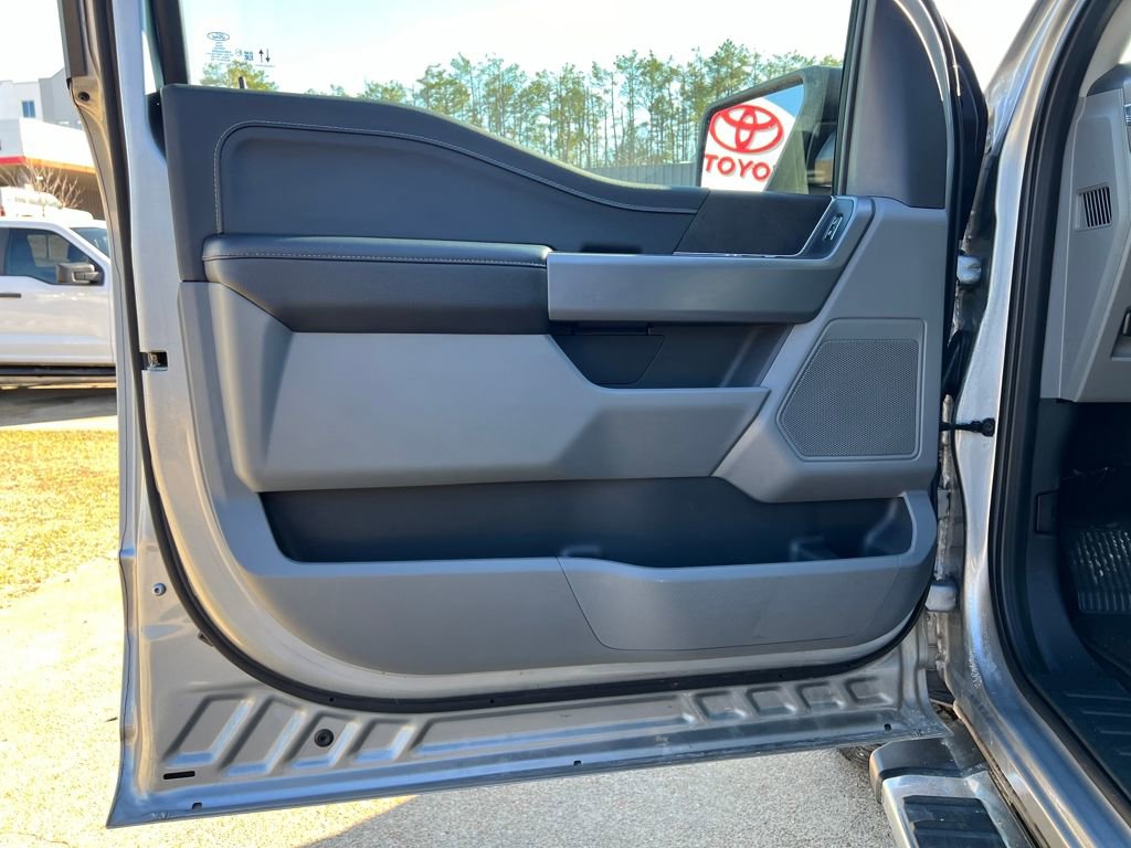 Used 2025 Ford F150 XLT w/ Equipment Group 301A Standard image 12