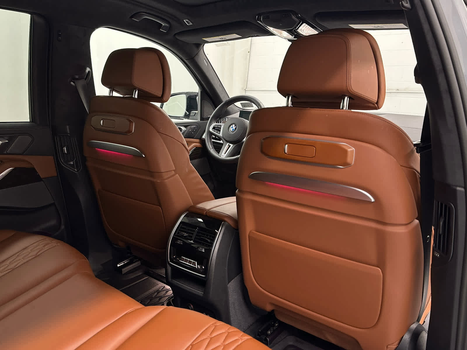 Used 2026 BMW X7 M60i image 21
