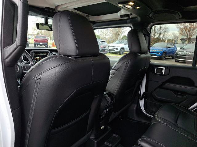 Certified 2022 Jeep Wrangler Unlimited Sahara w/ LED Lighting Group image 21