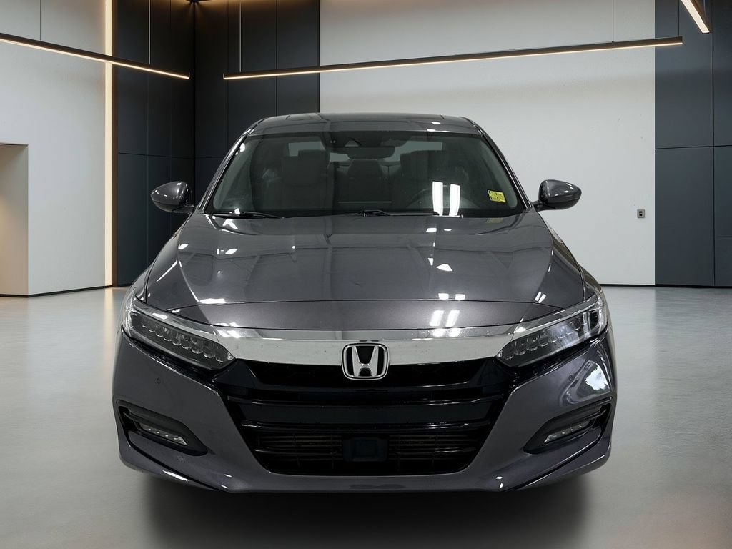Used 2019 Honda Accord Touring image 9