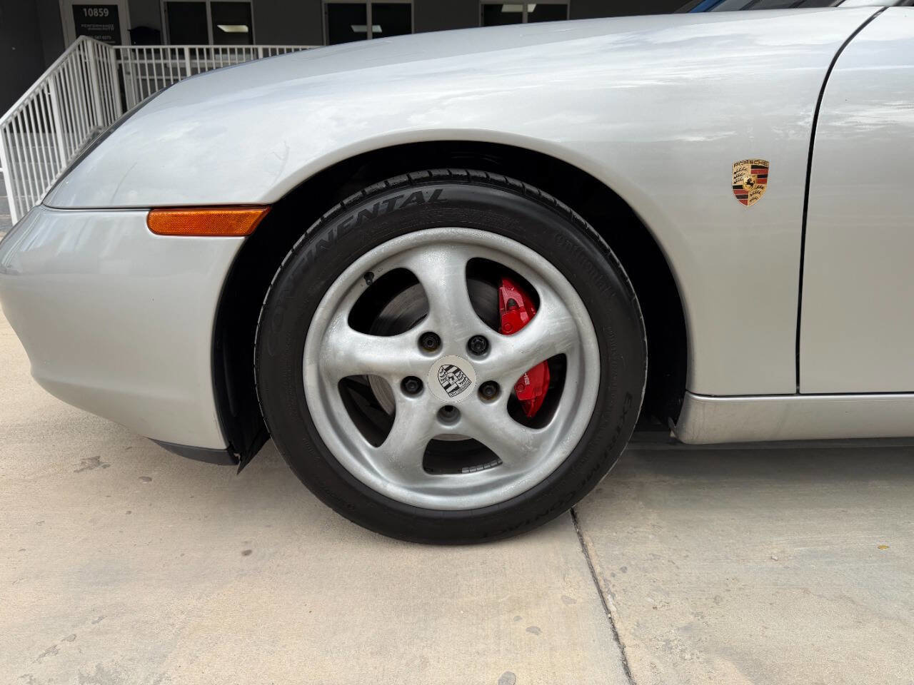 Used 1997 Porsche Boxster image 11