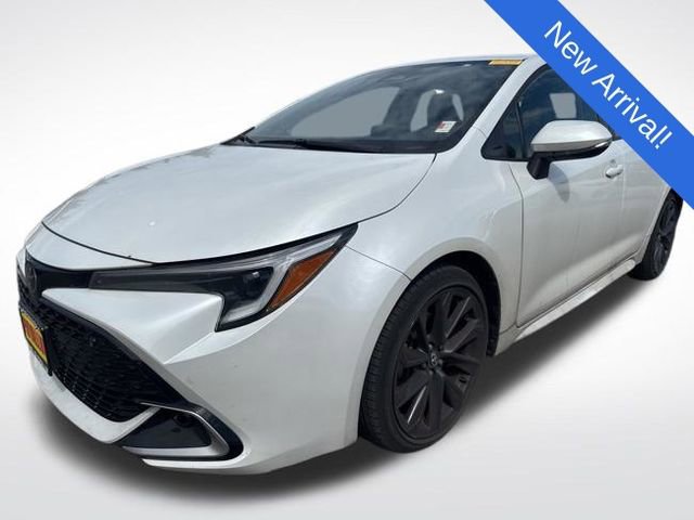Used 2023 Toyota Corolla XSE FWD image 3