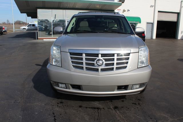 Used 2007 Cadillac Escalade EXT w/ Information Package image 11