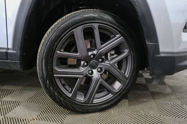 Used 2026 Jeep Compass Limited AWD/4WD image 15