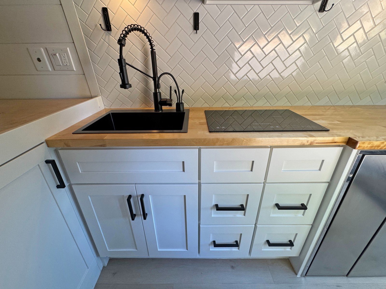 Used 2023 Mercedes-Benz Sprinter 2500 image 42