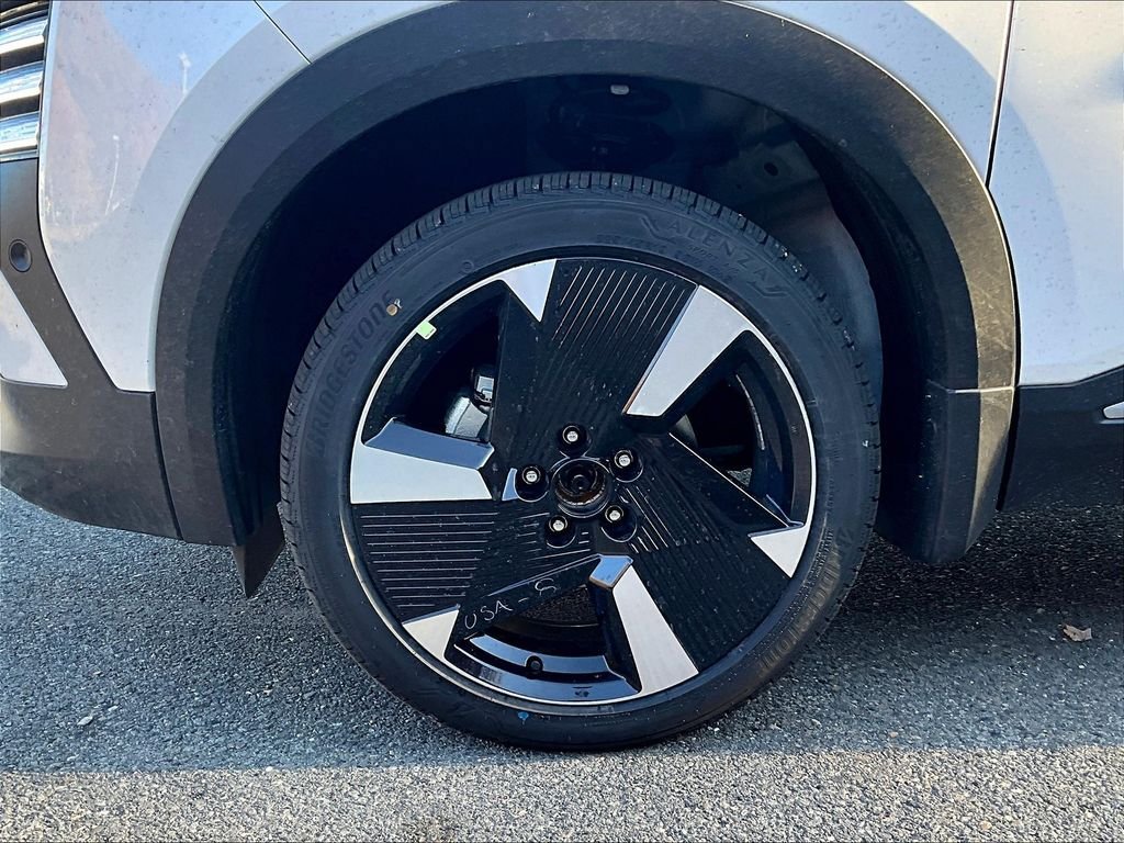 New 2025 Nissan Kicks SR AWD/4WD image 7