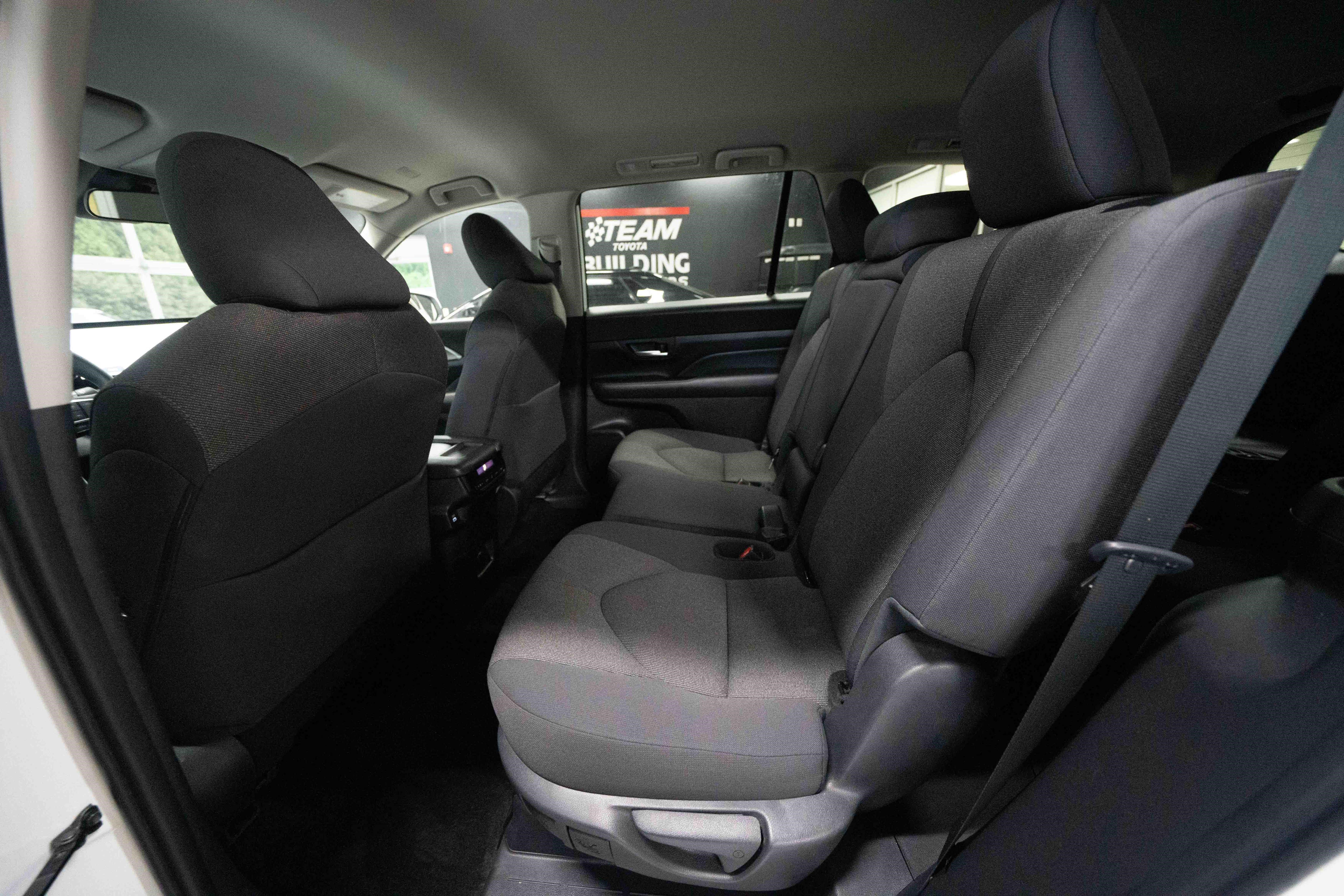Used 2025 Toyota Grand Highlander AWD Hybrid image 23