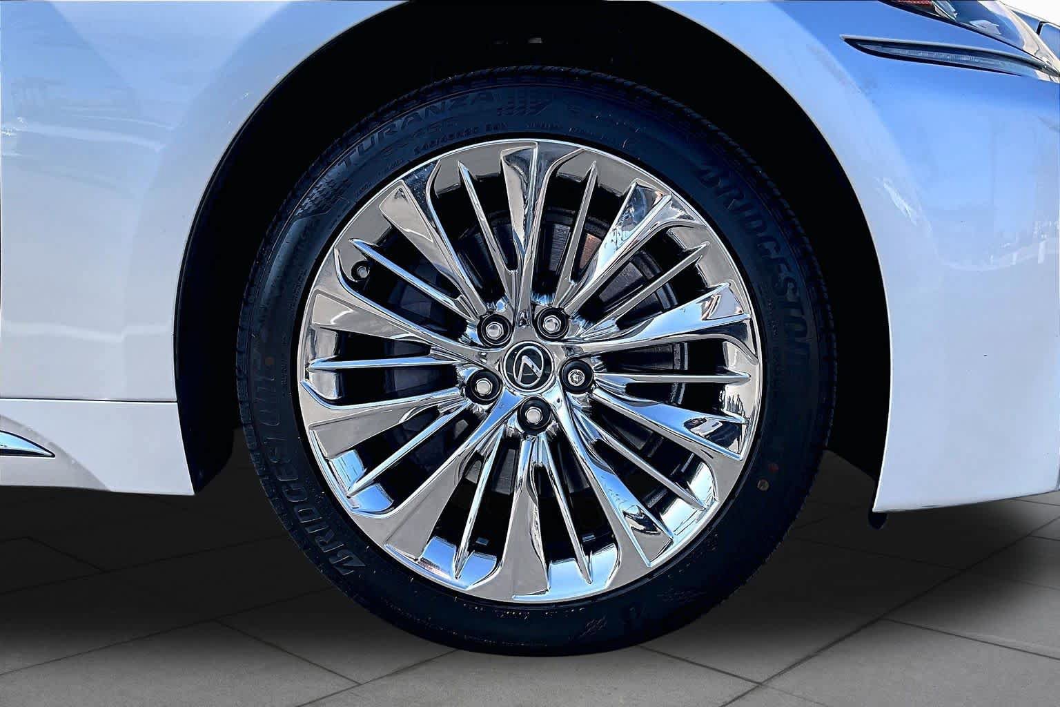Used 2019 Lexus LS 500 AWD w/ Interior Upgrade Package image 10