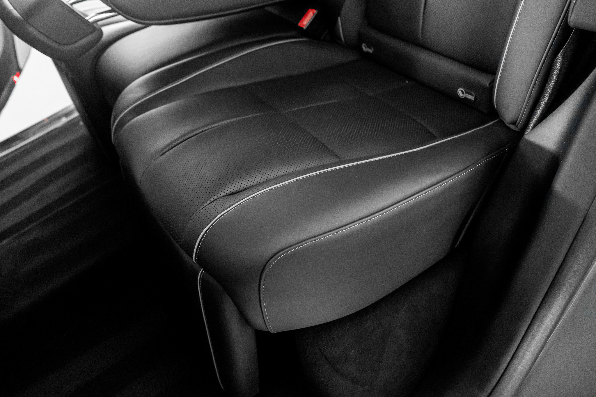 Used 2023 Mercedes-Benz Maybach GLS 600 Maybach GLS 600 image 31