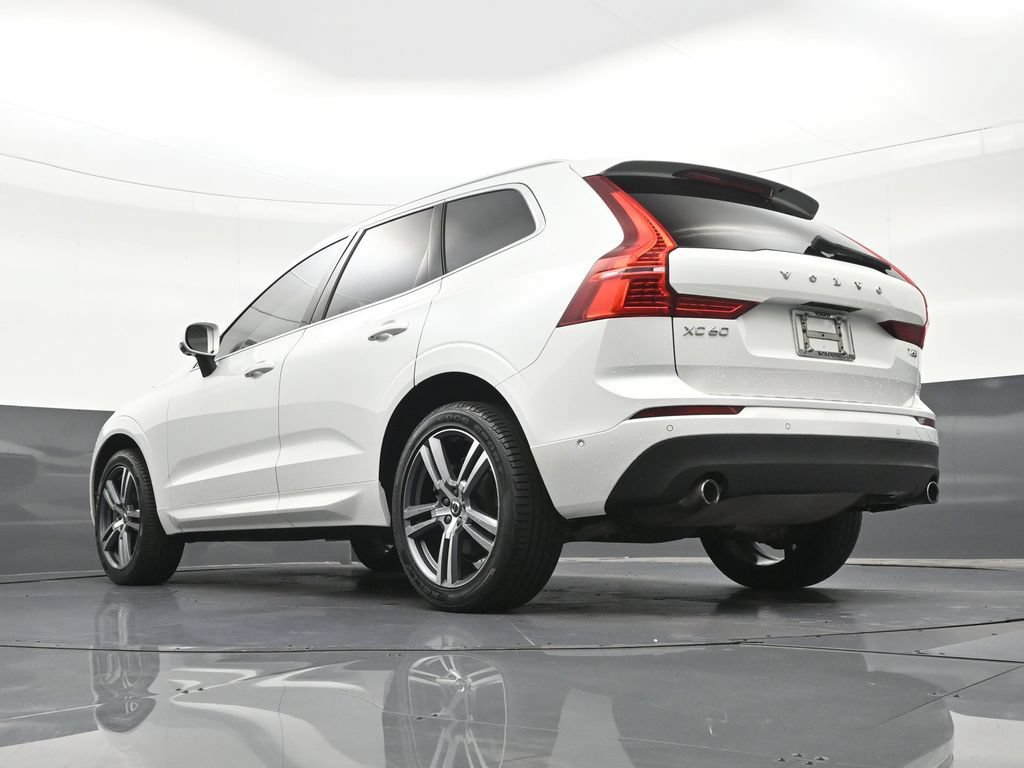 Used 2018 Volvo XC60 T6 Momentum w/ Advanced Package AWD/4WD image 24