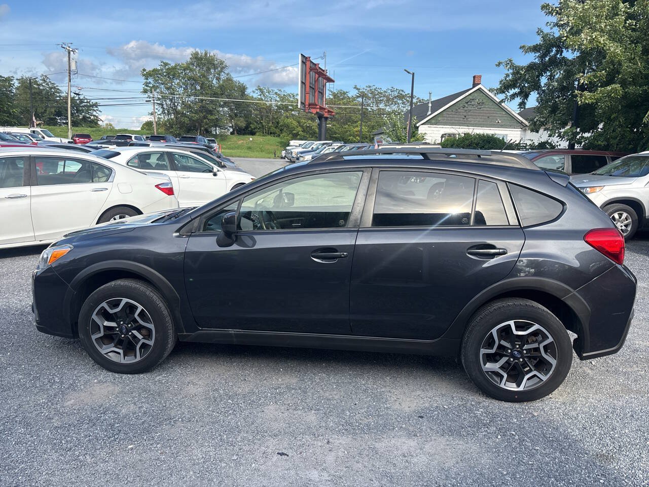 Used 2016 Subaru Crosstrek 2.0i Premium AWD/4WD image 8