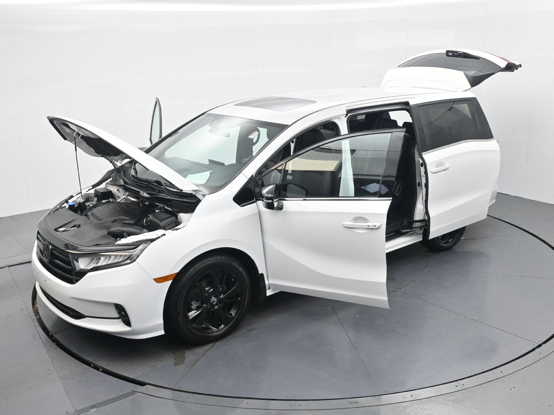 Used 2024 Honda Odyssey Sport image 39