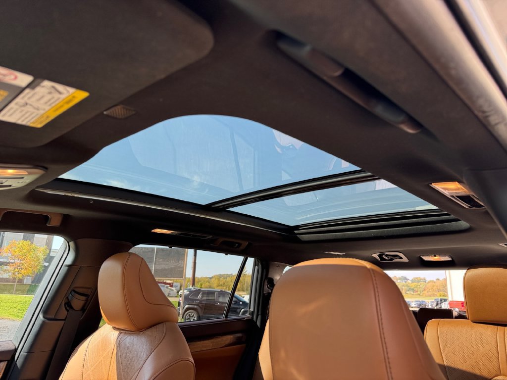 Certified 2020 Toyota Highlander Platinum AWD/4WD image 31