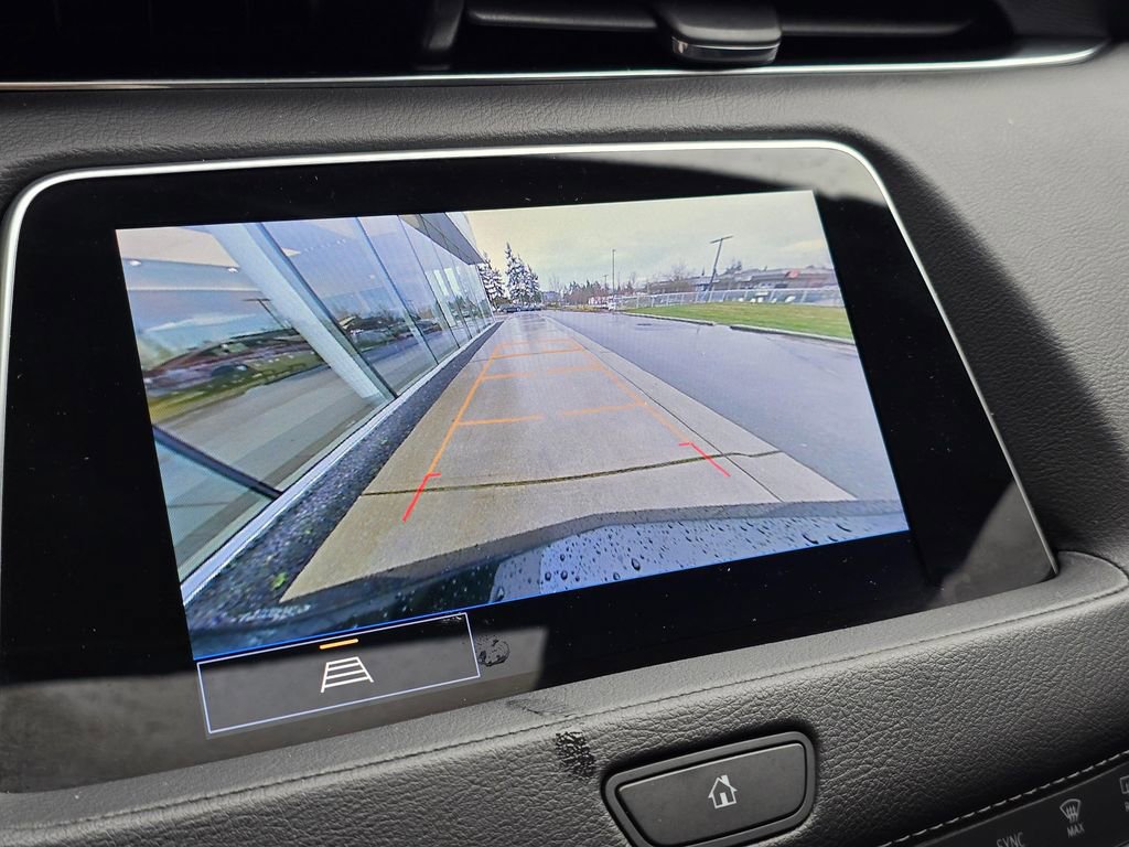 Certified 2023 Cadillac XT4 Premium Luxury w/ Driver Assist Package image 34