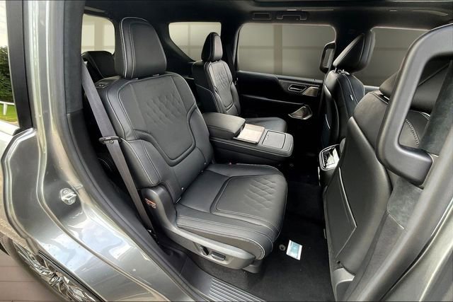 New 2026 INFINITI QX80 Autograph image 27