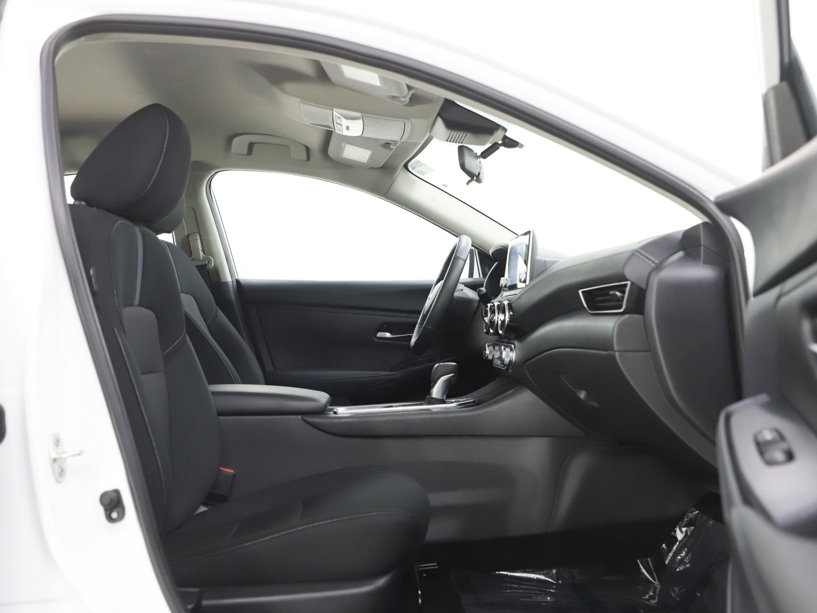 Used 2025 Nissan Sentra SV w/ All-Weather Package image 11