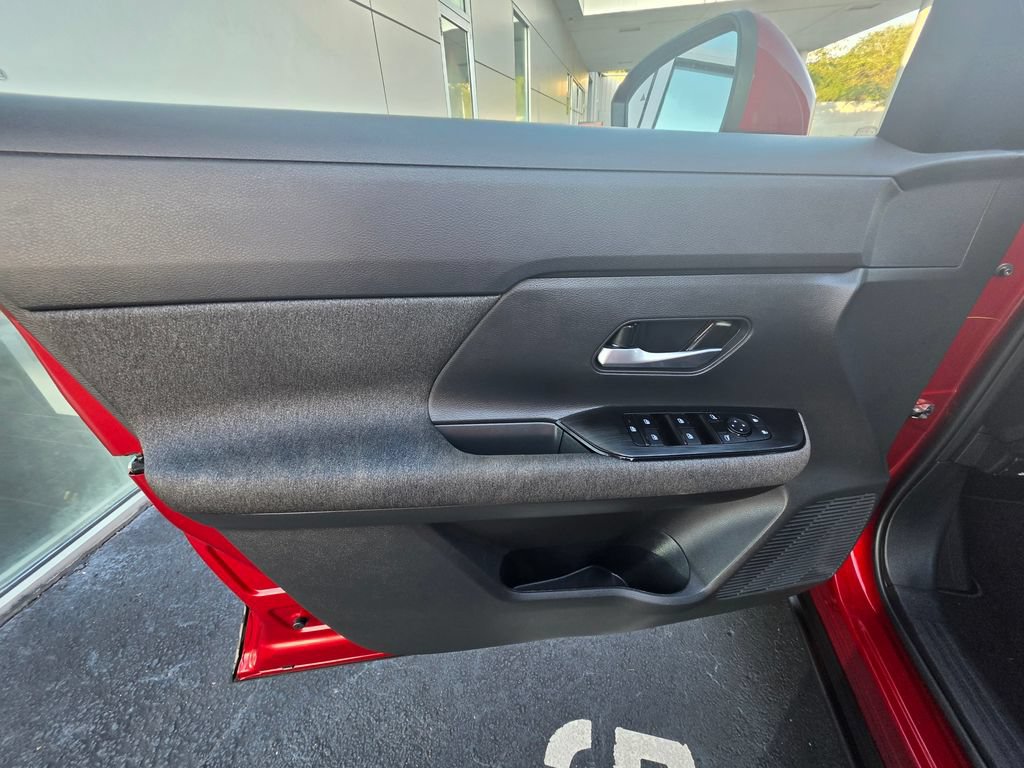 Certified 2025 Nissan Kicks SV FWD image 13