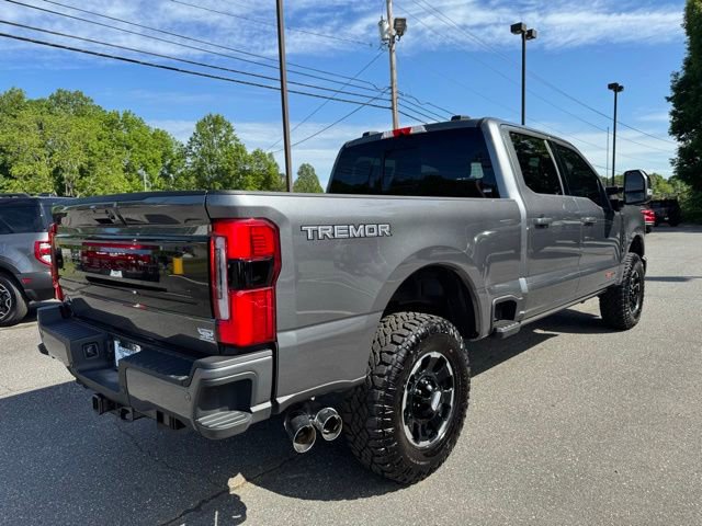 Used 2026 Ford F250 Platinum w/ Tremor Off-Road Package AWD/4WD image 9