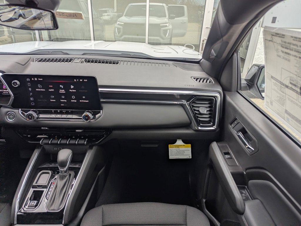 New 2026 GMC Canyon Elevation image 4