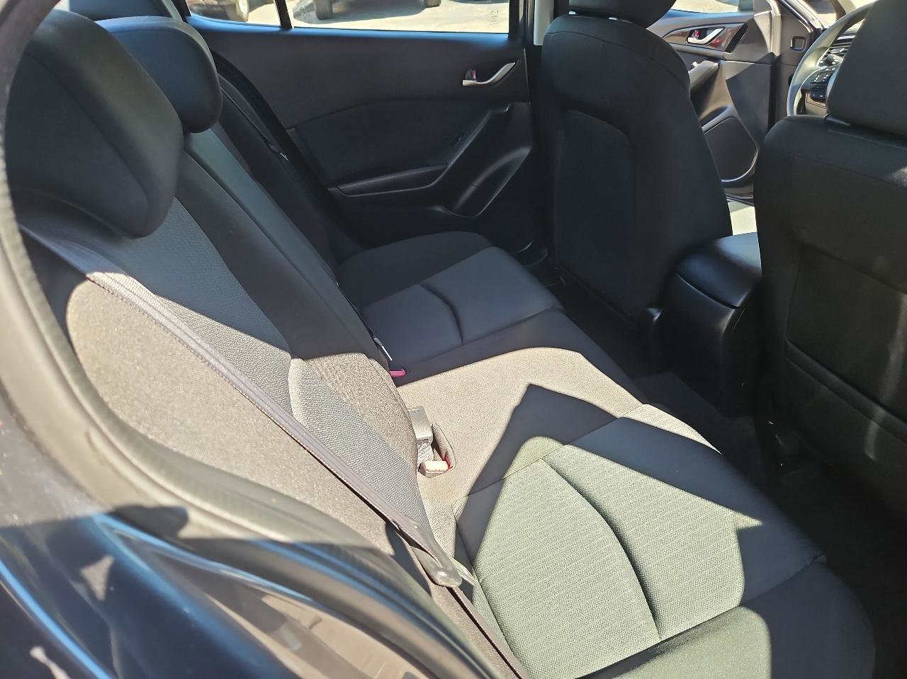 Used 2014 MAZDA MAZDA3 i Sport FWD image 19