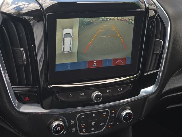 Used 2018 Chevrolet Traverse LT image 3