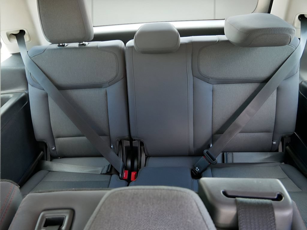 Used 2025 Ford Expedition Active AWD/4WD image 16