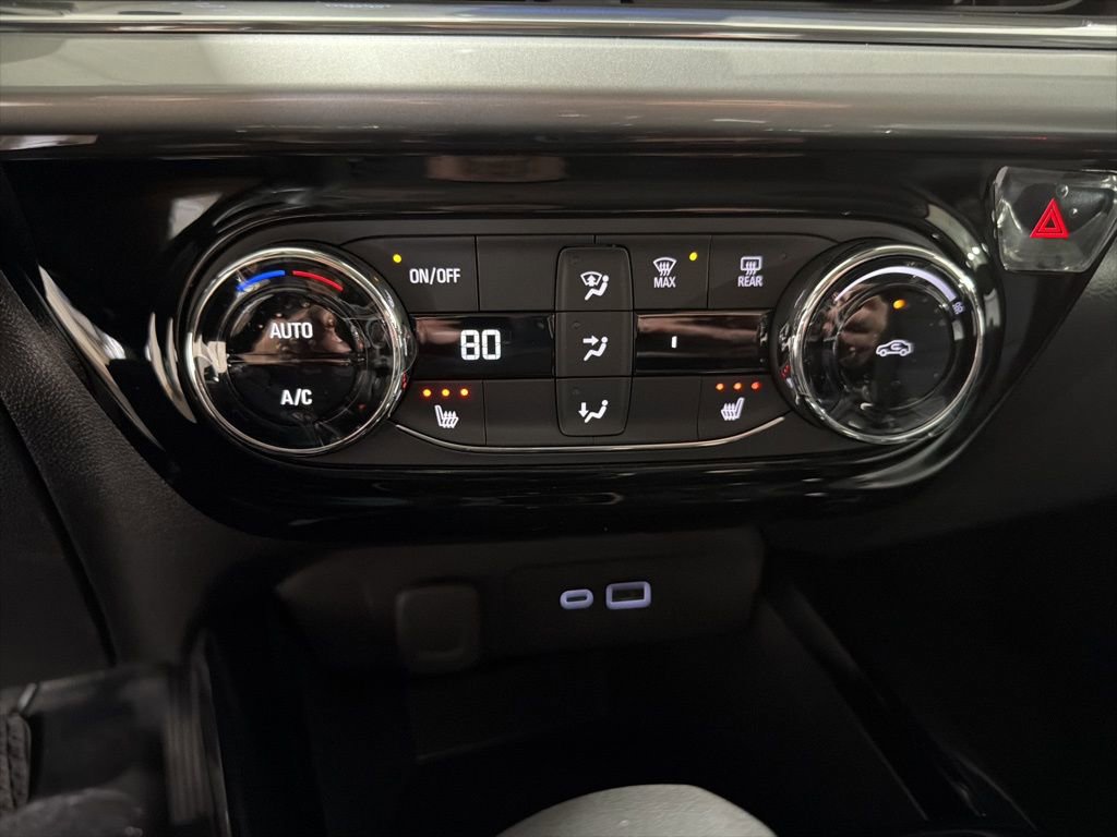 New 2026 Chevrolet Trax LT image 27