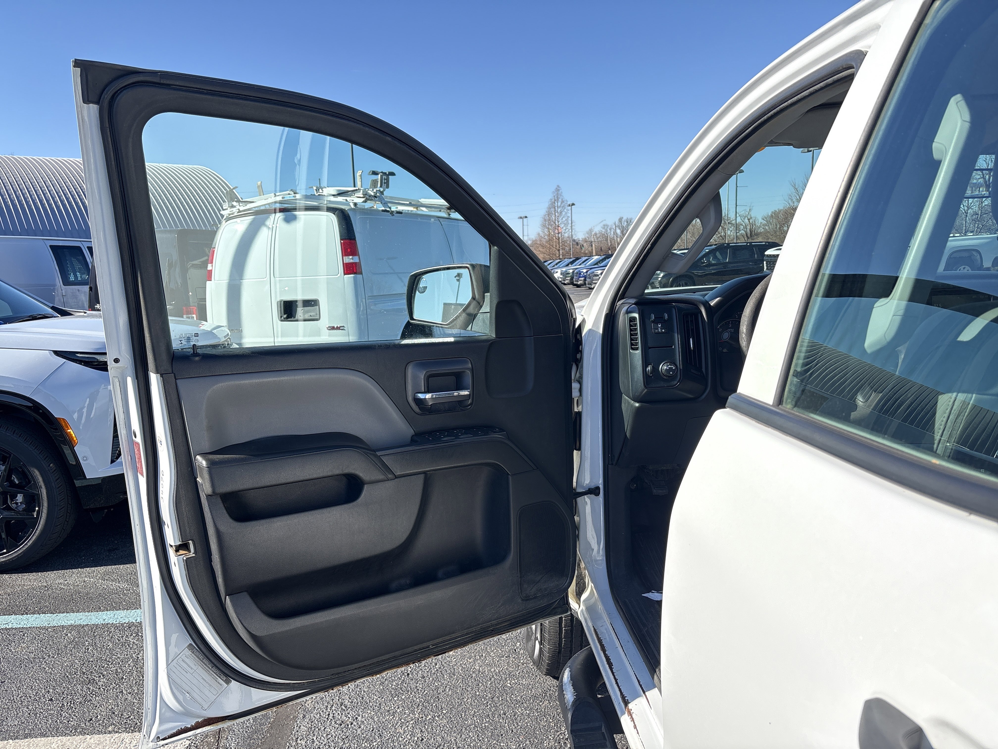 Used 2016 Chevrolet Silverado 2500 W/T w/ WT Fleet Convenience Package image 9