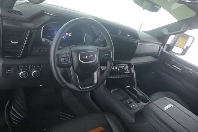 Used 2026 GMC Sierra 2500 AT4 w/ AT4 Premium Plus Package AWD/4WD image 17