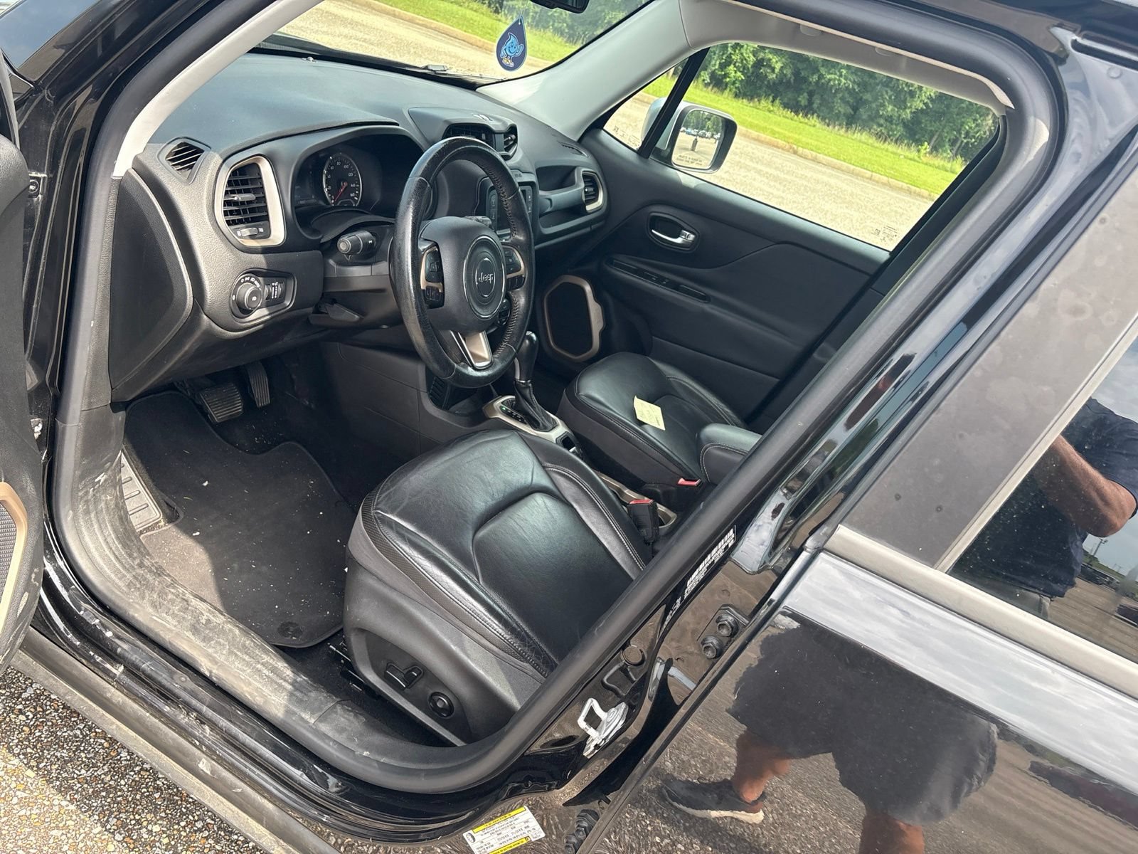 Used 2015 Jeep Renegade Limited FWD image 8