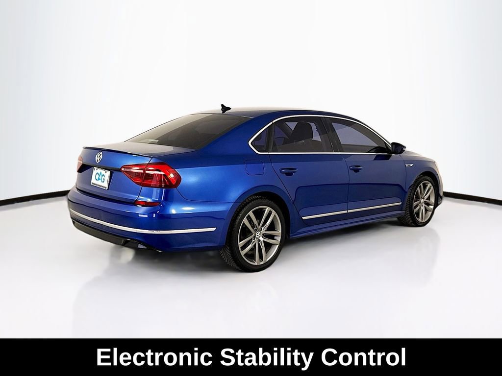 Used 2017 Volkswagen Passat 1.8T R-Line FWD image 7