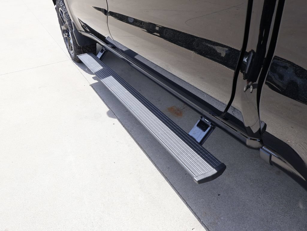 New 2026 Chevrolet Silverado 1500 LT Trail Boss w/ LT Trail Boss Premium Package AWD/4WD image 11