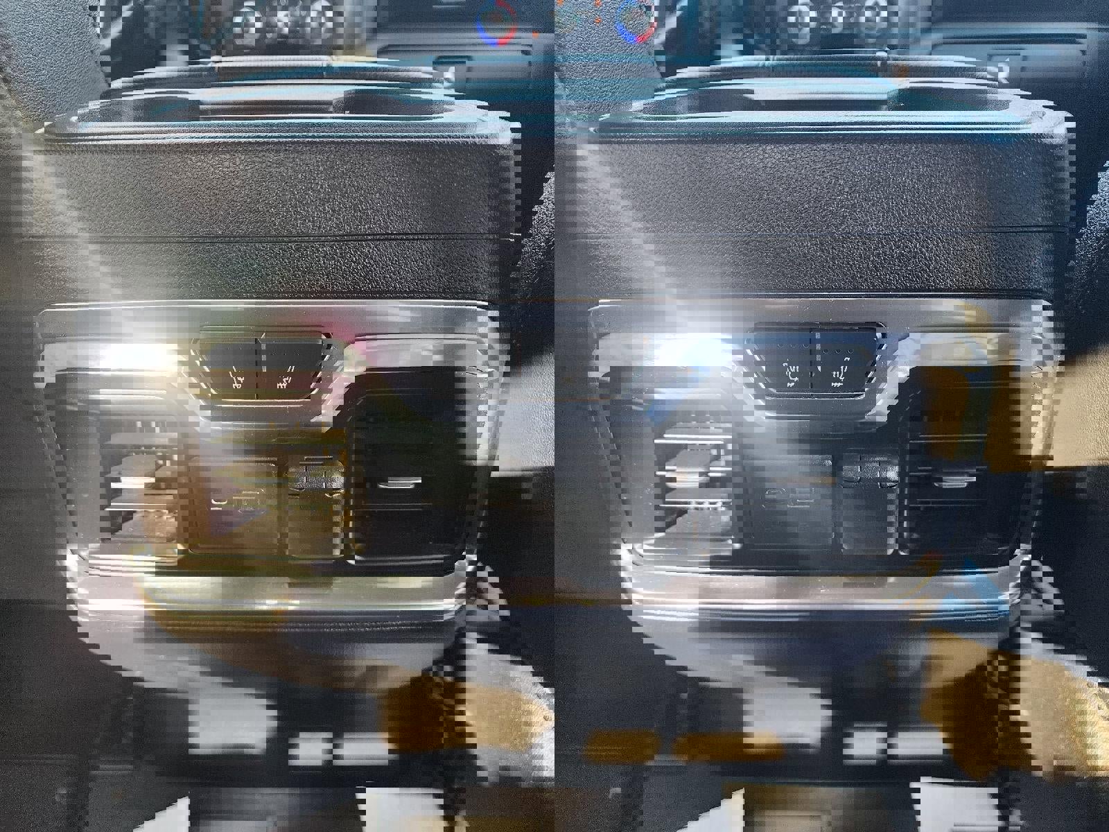 Used 2021 GMC Sierra 1500 AT4 w/ AT4 Value Package image 15