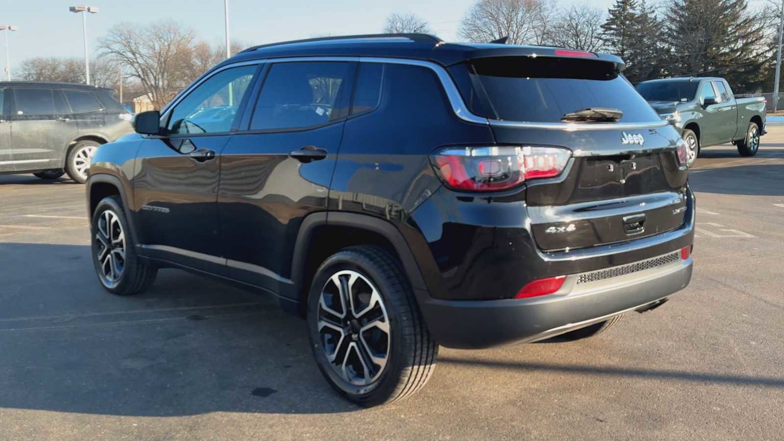 Used 2022 Jeep Compass Limited w/ Sun and Sound Group image 4