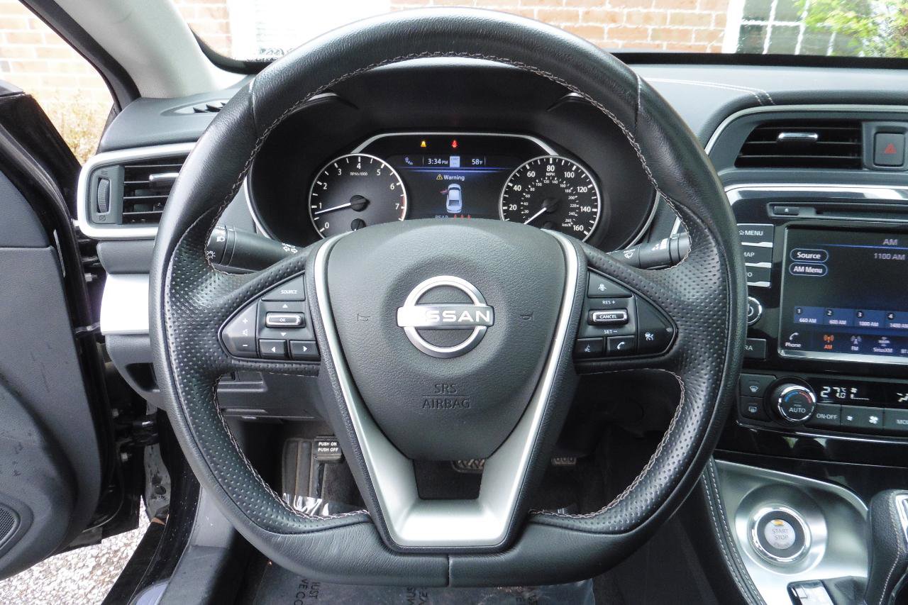 Used 2023 Nissan Maxima SL FWD image 6