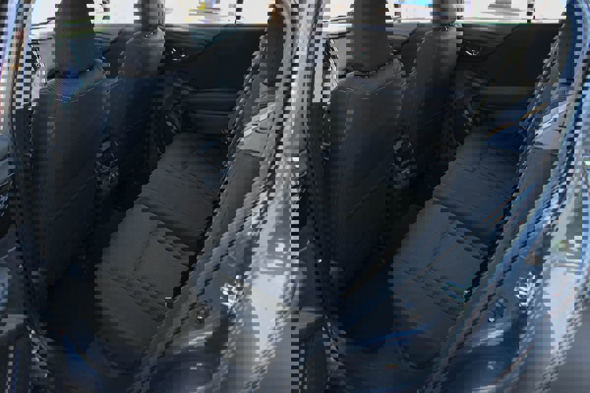 Used 2020 Subaru Legacy Premium image 17