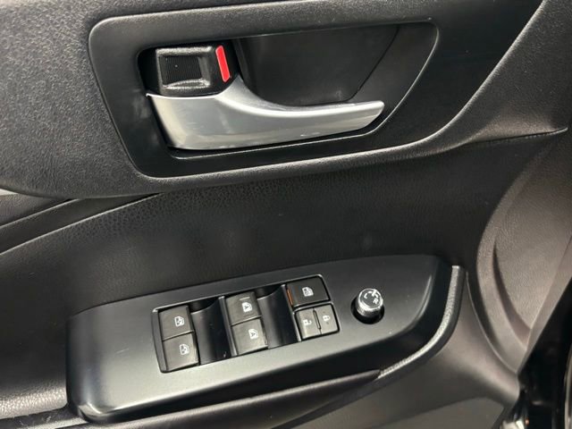 Used 2019 Toyota Highlander SE image 15