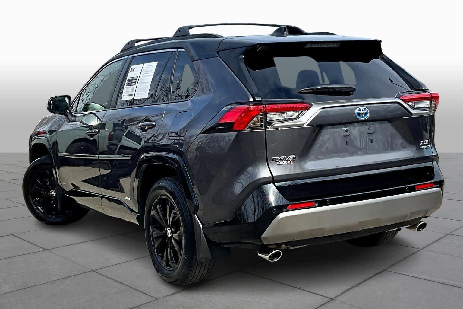 Used 2024 Toyota RAV4 XSE w/ Advanced Technology Package image 12